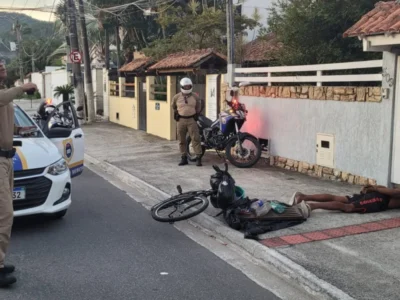 Homem preso em Niterói por pedalar com tampas de bueiro furtadas em Piratininga