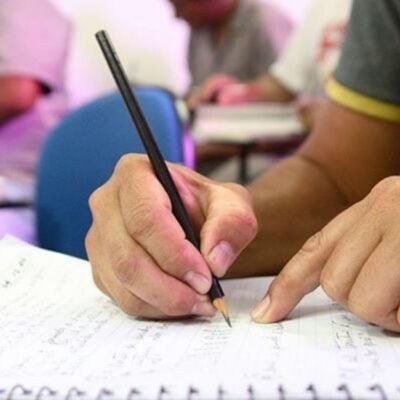 Ministro da Educação discute novo modelo de ensino superior com foco em qualidade