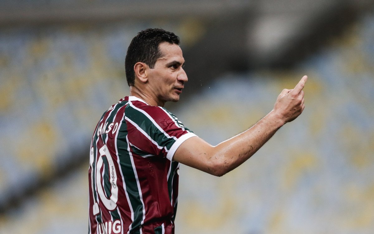 Paulo Henrique Ganso fora de partida do Fluminense por motivo de saúde