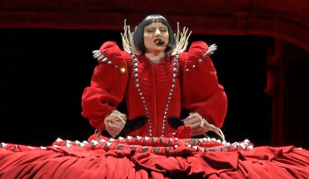 Cantora Lady Gaga fez show histórico em Copacabana