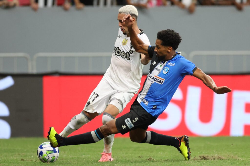 Mesmo com derrota, Botafogo avança na Copa do Brasil Vítor Silva/Botafogo