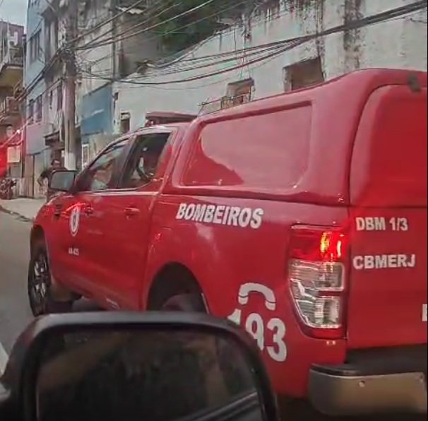 carro GNV pega fogo