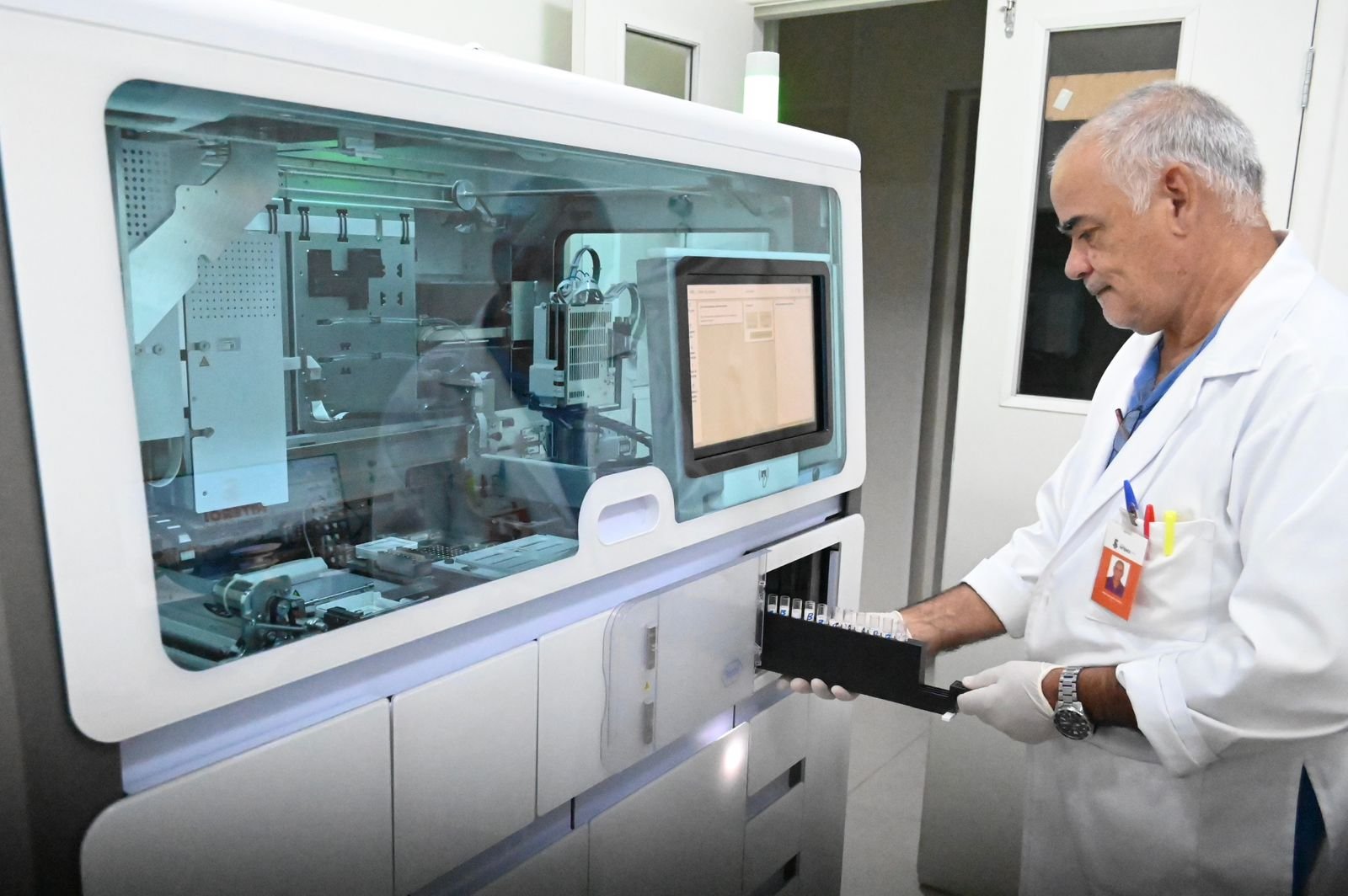 Niterói inaugura na terça-feira o novo Laboratório Municipal Miguelote Viana, dedicado à média e alta complexidade