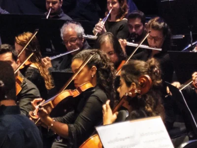 Concerto com o Solista Bruno Valente e maestro André Muniz conduzem espetáculo inovador no Centro de Artes UFF em junho