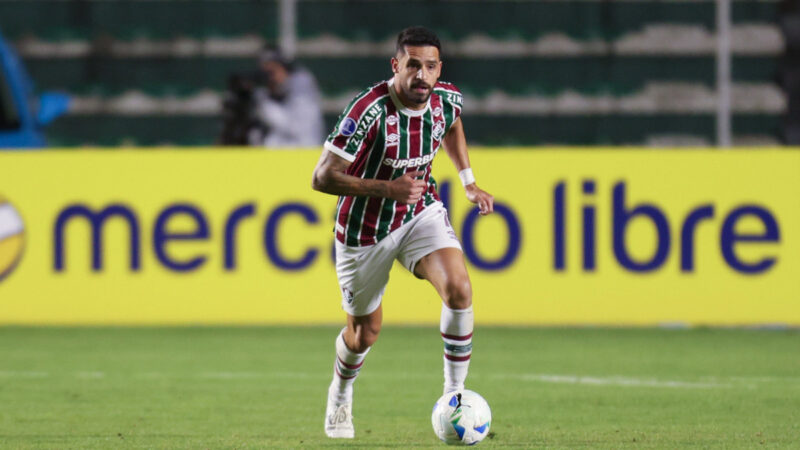 Renato Augusto se despede emocionado do Fluminense após rescindir contrato