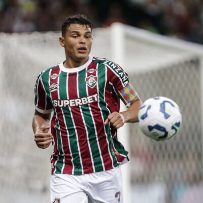 Thiago Silva durante treino do Fluminense antes da partida contra o Juventude