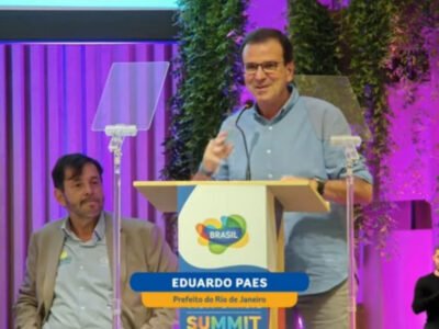 Eduardo Paes discursa durante o Visit Brasil Summit no Museu do Amanhã