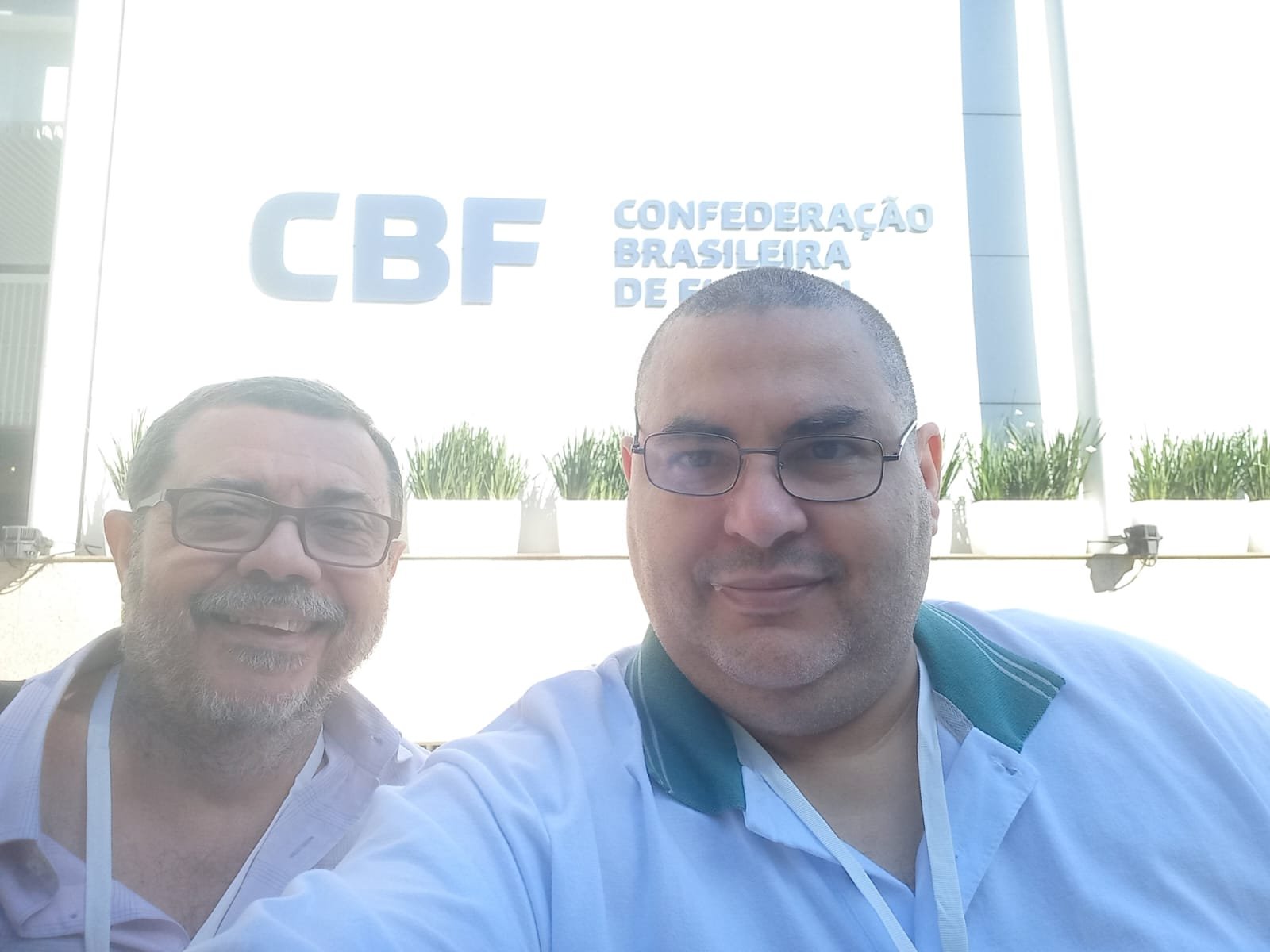 Jornalistas Vicente Dattoli e André Freitas, do Folha do Leste