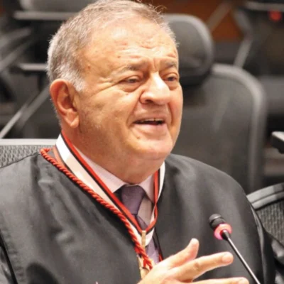 Nagib Slaibi novo presidente da Academia Niteroiense de Letras