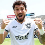 Alex Telles entrevista Botafogo Palmeiras Mundial