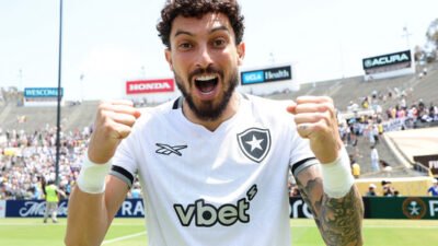Alex Telles entrevista Botafogo Palmeiras Mundial