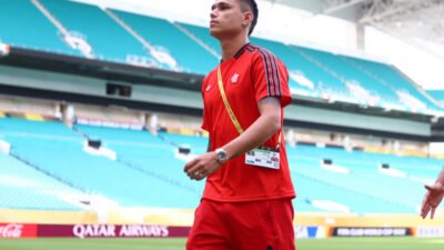 Luiz Araújo durante treino do Flamengo antes do jogo contra o Bayern