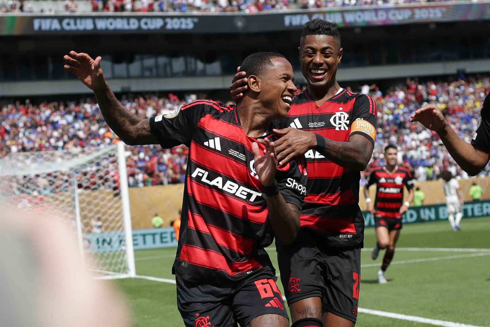 Jovem Wallace Yan tinha acabado de entrar e deu números finais ao placar em favor do Flamengo | Gilvan de Souza/CRF