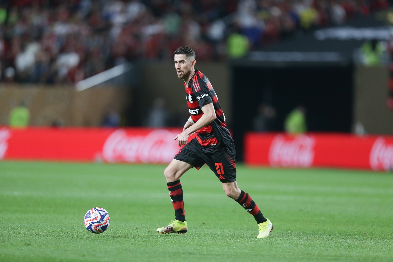 Jorginho comenta resultado do jogo do Flamengo. Assim como os demais jogadores, ele está na expectativa para Flamengo x Chelsea