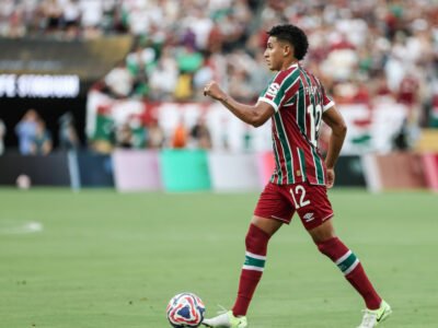 Gabriel Fuentes em treino do Fluminense antes da partida contra o Al-Hilal