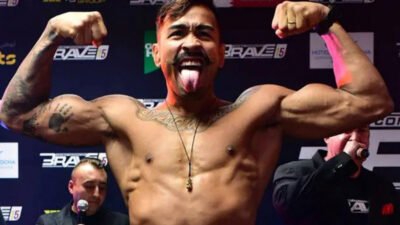 Godofredo Pepey durante combate no UFC antes de sair da organização