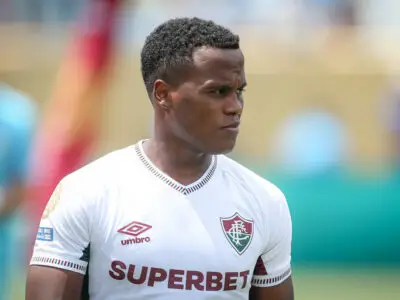 Jhon Arias comemora gol com a camisa do Fluminense durante o Mundial