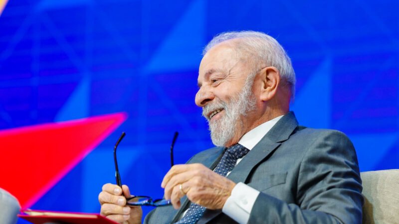 Lula discursa no Fórum Empresarial do BRICS ao lado de autoridades globais no Píer Mauá