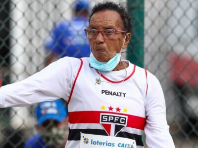 Wanda dos Santos, lenda do atletismo brasileiro, em evento esportivo