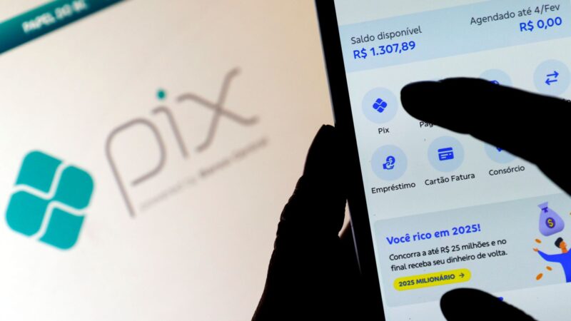 O Brasil olhou para o futuro quando criou o pix e descobriu o futuro do dinheiro, considera economista americano vencedor do Prêmio Nobel de economia