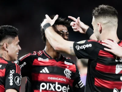 Bruno Henrique comemora gol que garantiu vitória do Flamengo no jogo de ida das oitavas de final da Libertadores 2025 contra o Internacional pelo placar de  1 a 0 no Maracanã | Gilvan de Souza/Flamengo