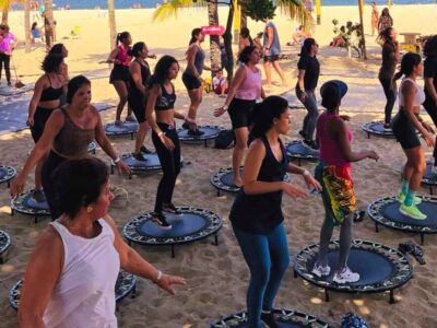 Inscrições estão abertas para treinos e aulas de graça para a Academia Natural, na Praia de Icaraí, neste final de semana | Divulgação/SMEL