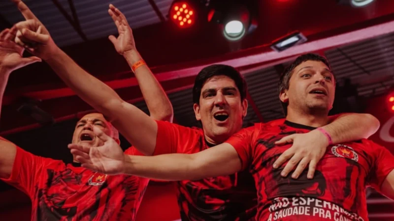 Após apresentação emocionante e arrebatadora da parceria de Marcelo Adnet, Viradouro escolhe samba da sua parceria, liderada por Cláudio Mattos como hino da vermelho e branco de Niterói para o Carnaval 2026 com o enredo Pra Cima, Ciça! | Viradouro/@thaisbrumfotografa
