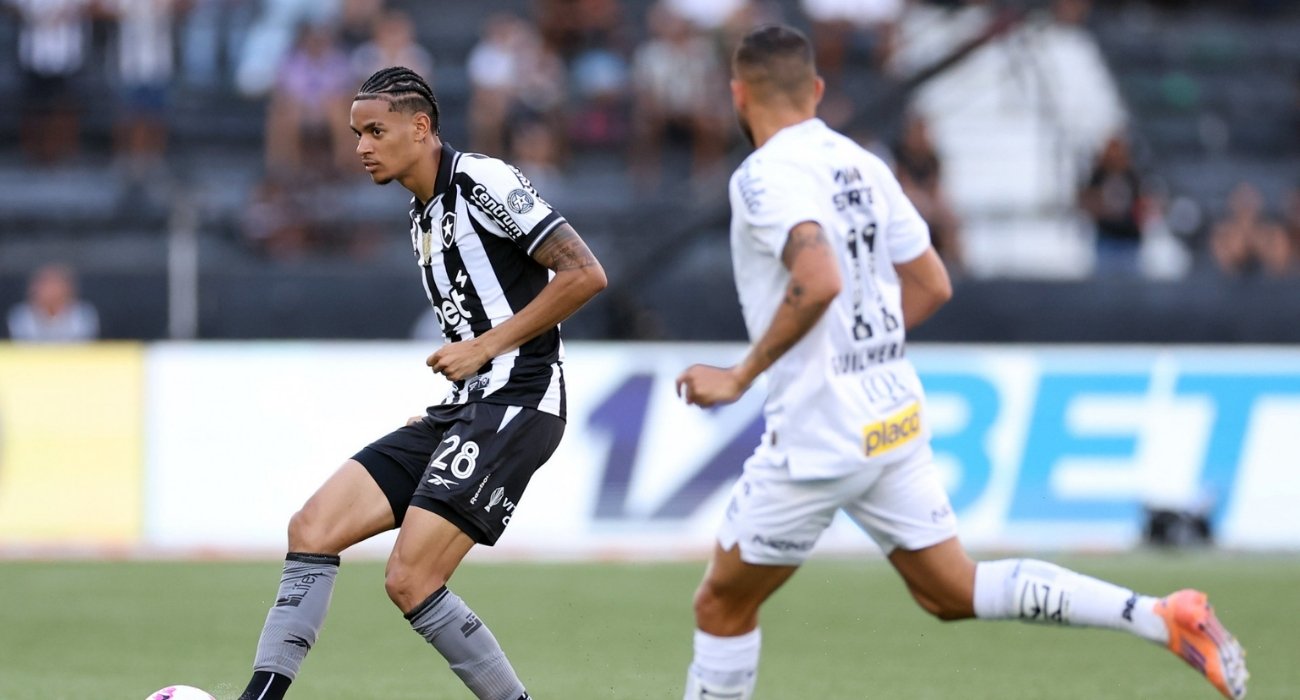 Botafogo x Santos 2 a 2 Brasileirão 2025 Botafogo e Santos empatam por 2 a 2 no Estádio Nilton Santos