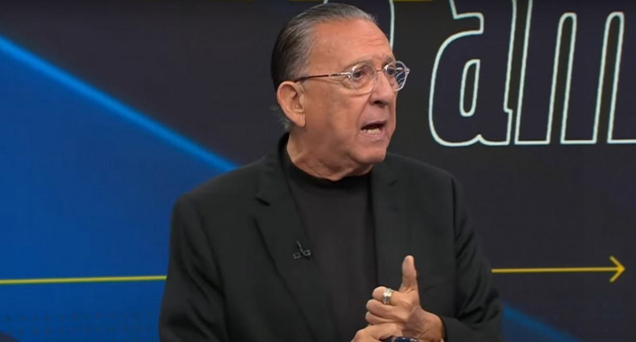 Galvão Bueno e Tiago Leifert anunciam transmissão da Copa do Mundo 2026 pelo SBT Galvão Bueno e Tiago Leifert anunciam transmissão da Copa do Mundo 2026 pelo SBT