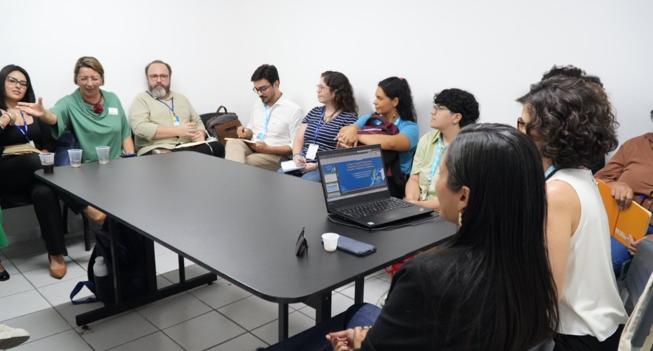 Alinhamento técnico do PAC Periferia Viva com o ONU-Habitat em Nova Ipuca, São Gonçalo Representantes do ONU-Habitat em visita técnica no PAC Periferia Viva em Nova Ipuca, São Gonçalo