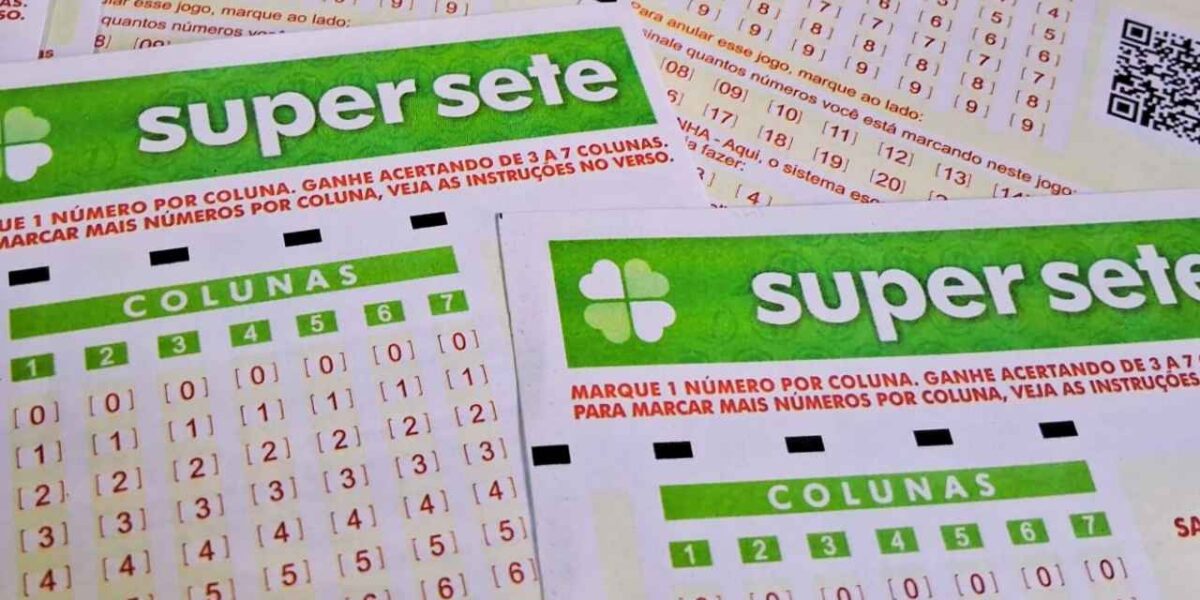 Resultado da Super Sete agora: números sorteados por coluna no concurso 782, premiação, dezenas e apostas ganhadoras de segunda-feira, 08/12