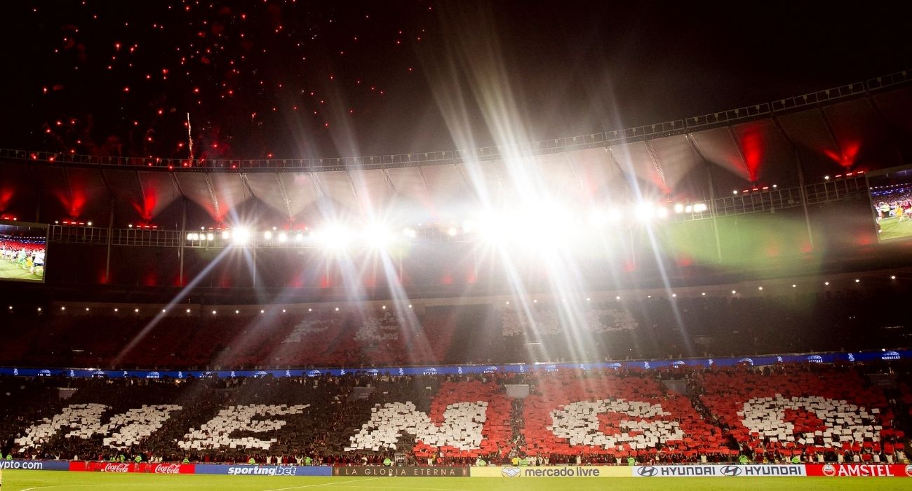 Torcida do Flamengo contra o Racing