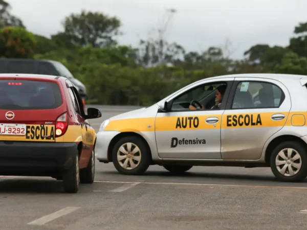 Saiba como tirar CNH sozinho sem precisar de autoescola