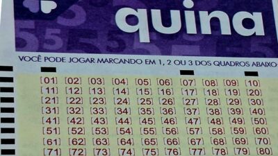 Imagem de volante da Quina, para reportagem sobre o concurso 6858 da loteria: resultado do sorteio ao vivo, dezenas e premiação de terça-feira, 21/10 - prêmio está acumulado em R$ 12 milhões