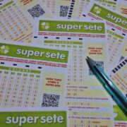 Super Sete concurso 760: resultado do sorteio, números e dezenas desta quarta-feira, 15/10, com apuração ao vivo
