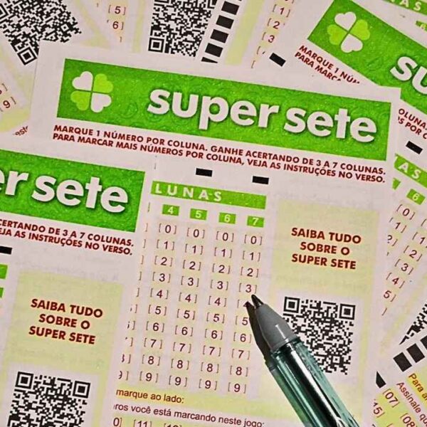 Resultado da Super Sete agora: números sorteados por colunas no concurso 769, premiação e apostas ganhadoras de sexta-feira, 7/11