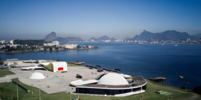 Imagem de apoio para reportagem sobre encontro gratuito no Caminho Niemeyer, em Niterói, com orientação para mulheres sobre direitos do consumidor, relações de consumo e pequenos negócios