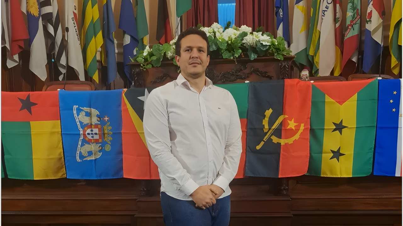 O professor e artista Leonardo Alonso, novo colunista da Folha do Leste