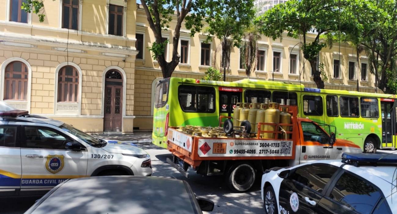 Homem detido pela Guarda Municipal de Niterói após furto de botijão de gás