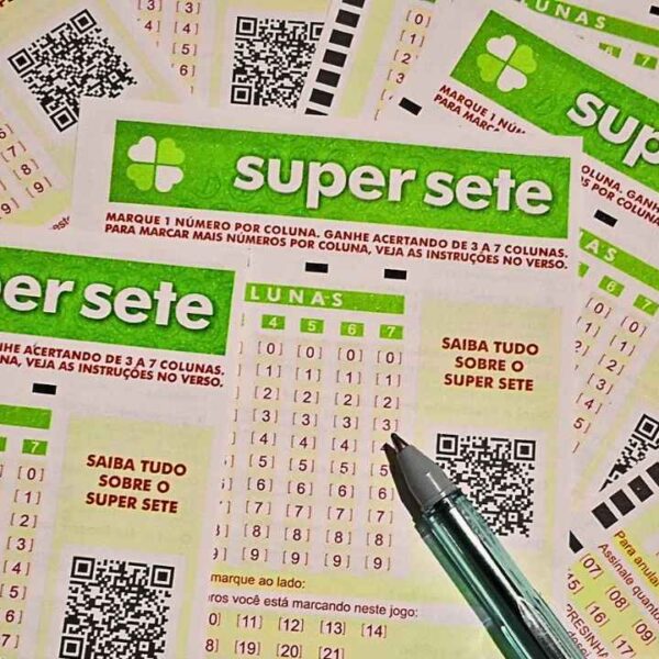 Resultado da Super Sete agora: números sorteados no concurso 776, premiação, dezenas e apostas ganhadoras desta segunda-feira, 24/11