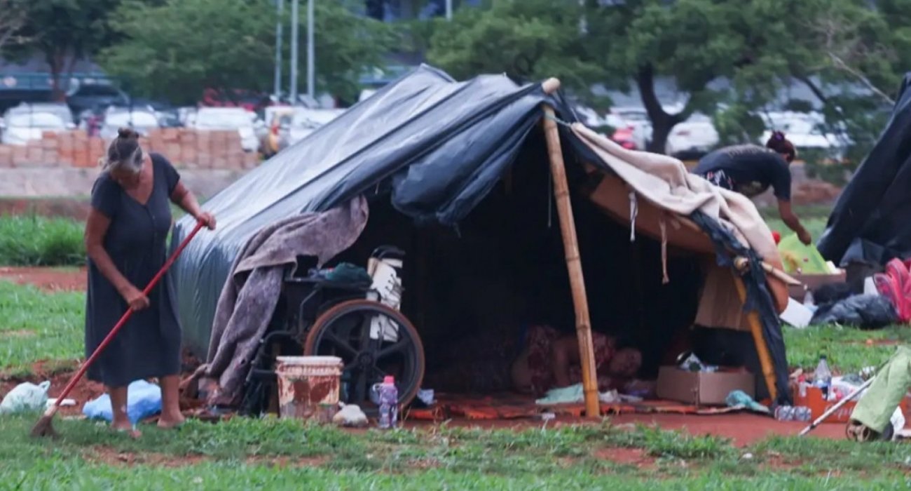 População em situação de rua aumenta nas grandes cidades brasileiras População em situação de rua aumenta nas grandes cidades brasileiras