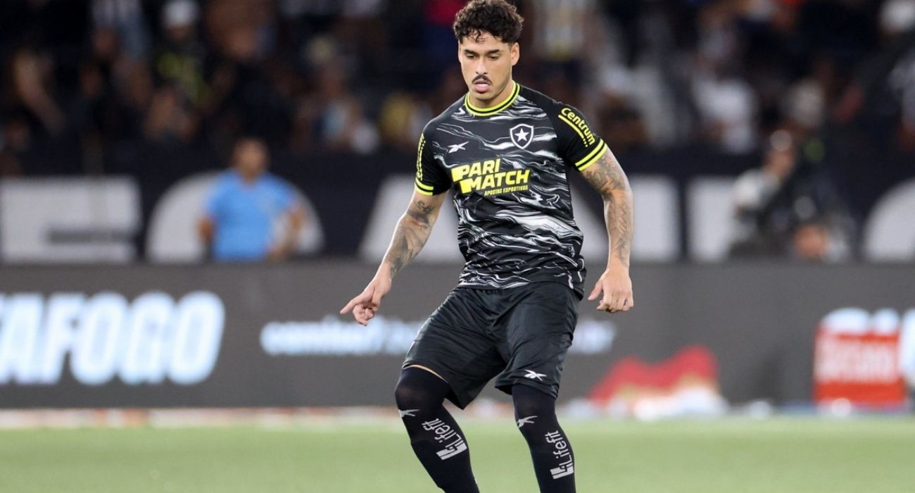 Lucas Halter em ação pelo Botafogo