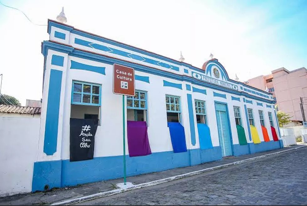 Casa de Cultura Walmir Ayala celebra 28 anos com música, recital e talentos locais