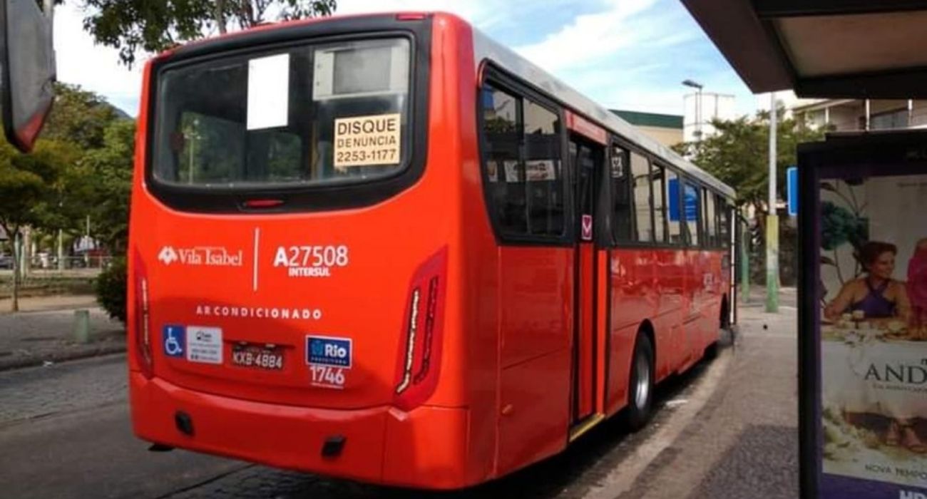Rodoviários paralisam ônibus e impactam transporte público no Rio de Janeiro