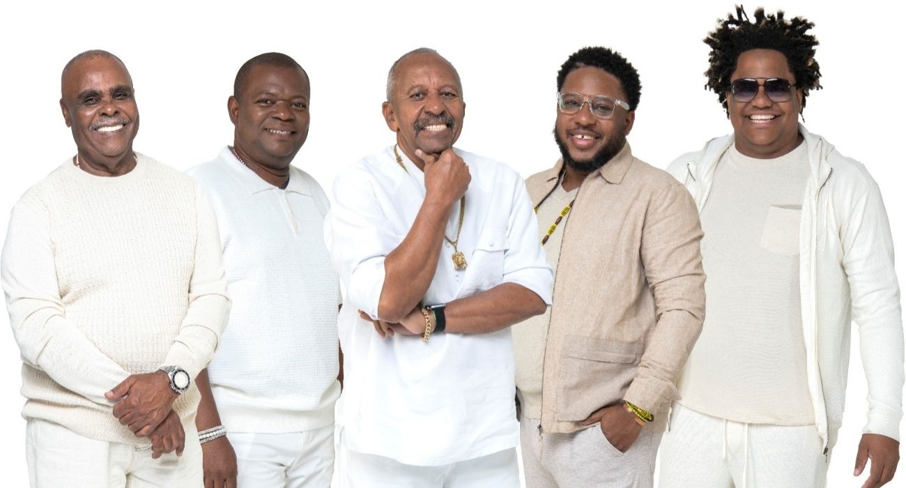 Fundo de Quintal se apresenta no Casarão do Firmino na Lapa