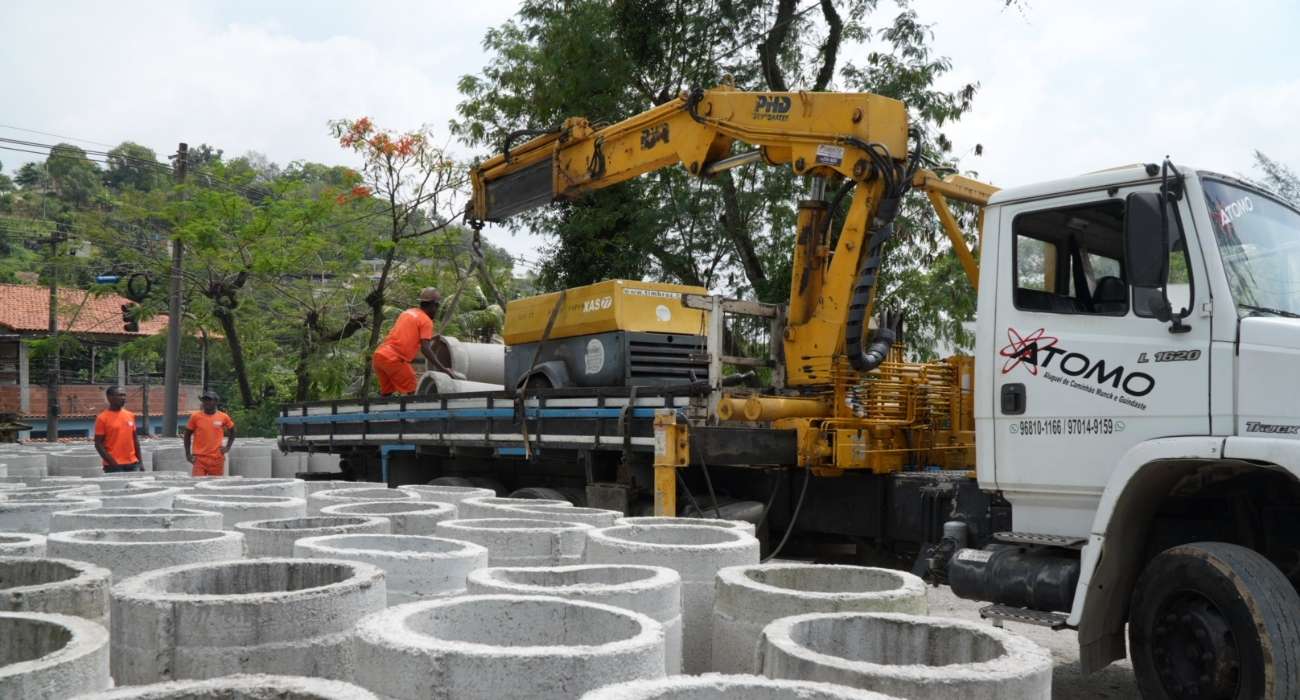 Usina de Asfalto de São Gonçalo produz material para obras urbanas