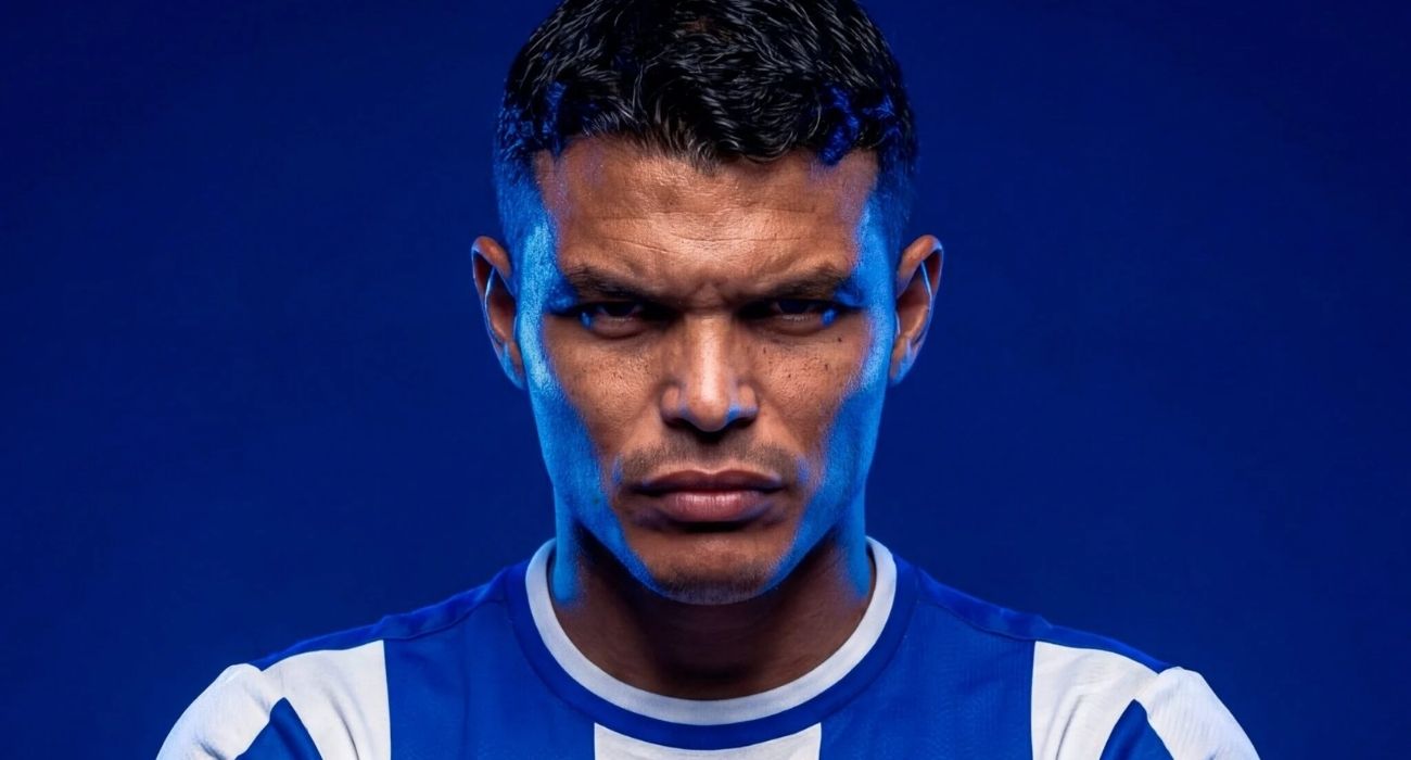 Thiago Silva com a camisa do Milan durante partida do Campeonato Italiano