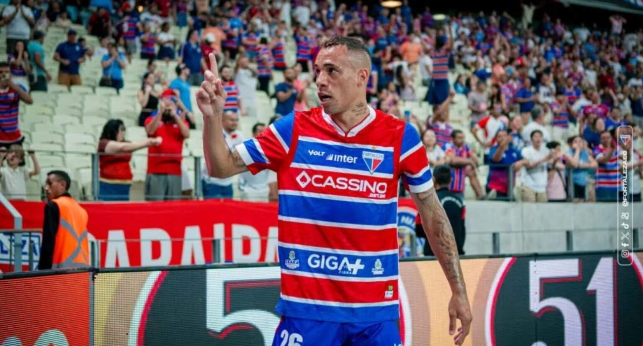 Breno Lopes em partida pelo Fortaleza