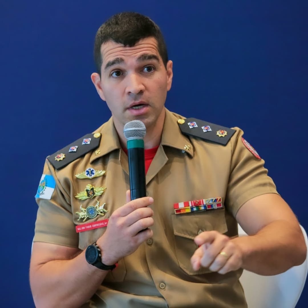 Tenente-Coronel BM Fábio Contreiras, porta-voz do Corpo de Bombeiros. 