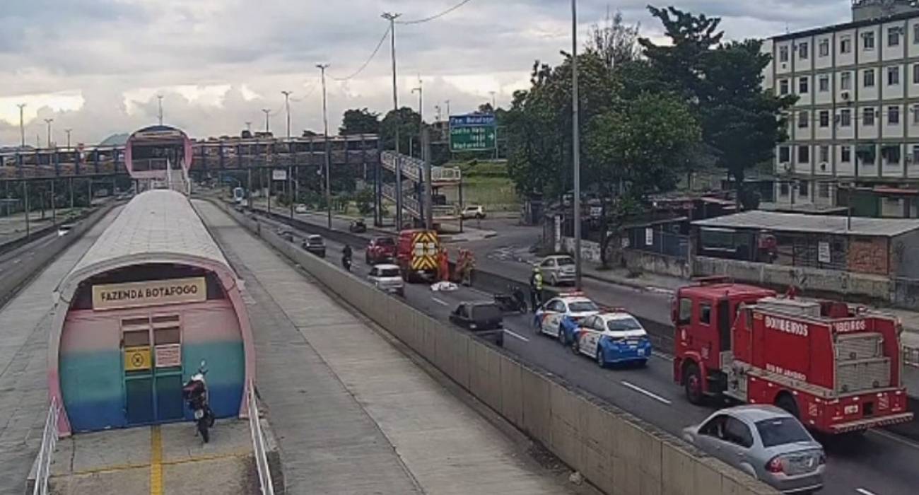 Trecho da Avenida Brasil após acidente de moto